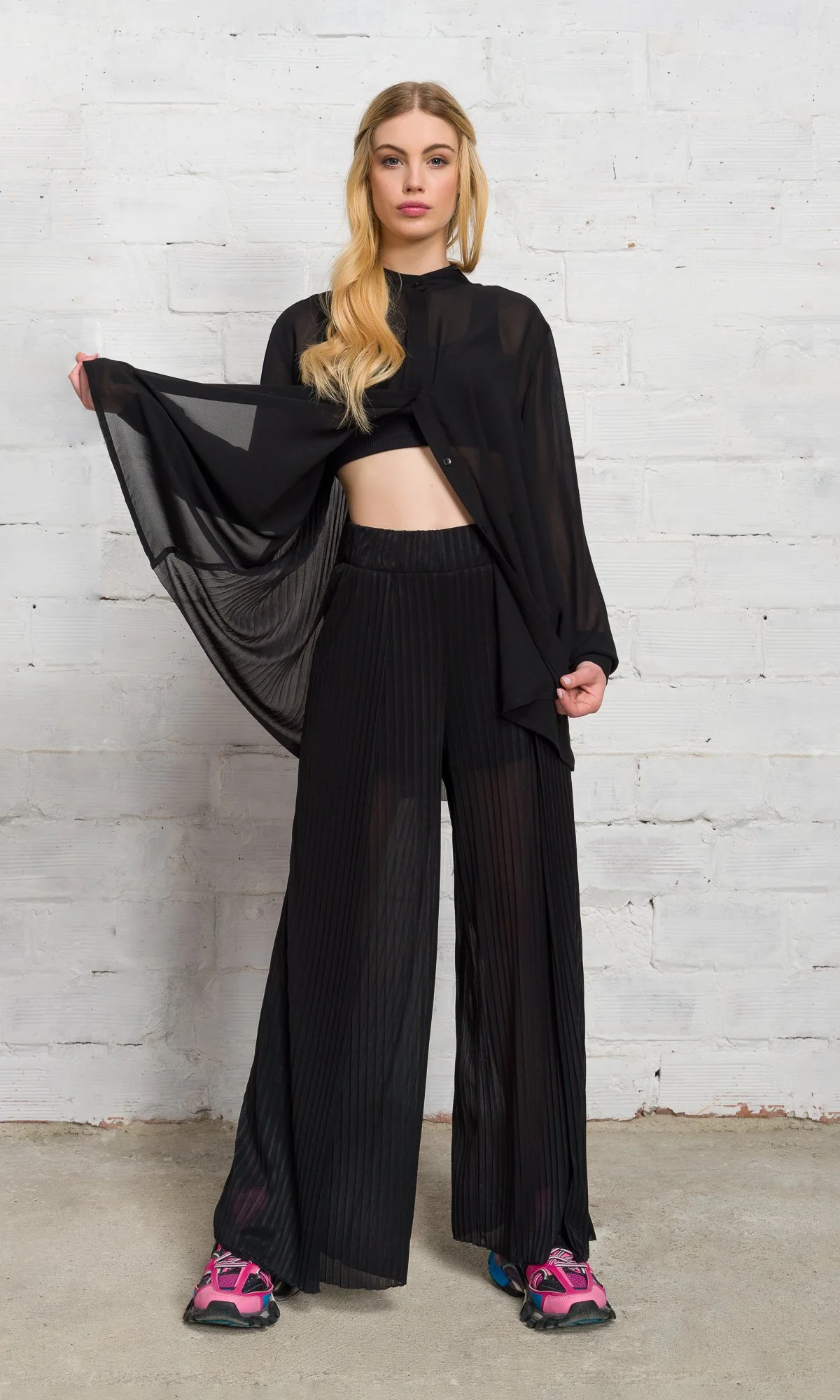 WOMEN/NEW LOOKS